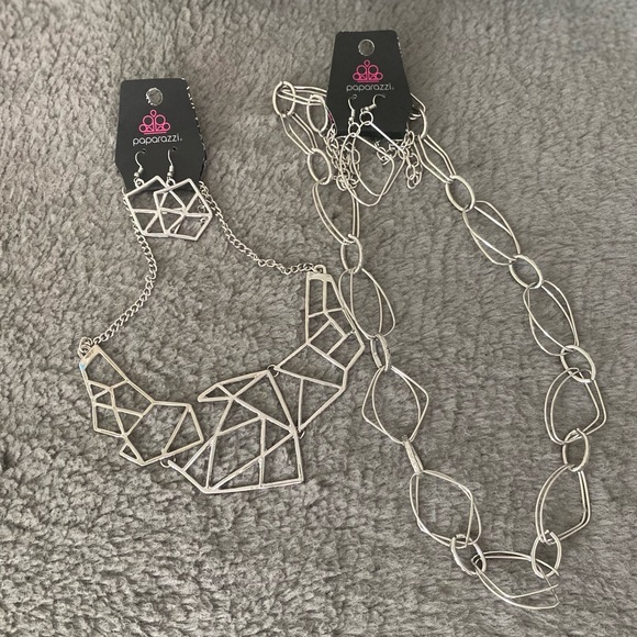 Paparazzi Jewelry - Silver Necklace- Lot of 2 - 1 shirt / 1 long - Picture 1 of 1
